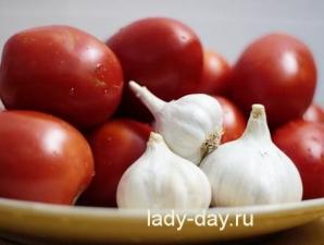 Помидоры «под снегом» (с чесноком): рецепты на зиму, и как добиться натурального вкуса томатов в банке